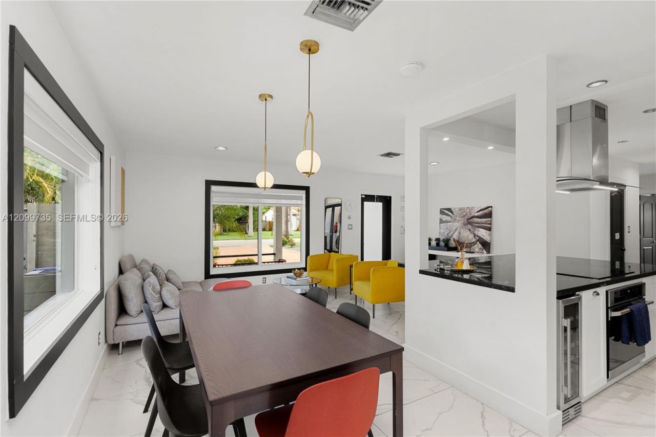 1008 Moffett St, Hallandale Beach, FL 33009 Photo