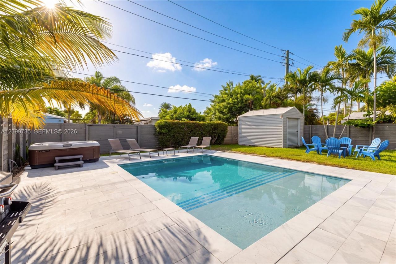 1008 Moffett St, Hallandale Beach, FL 33009 Photo