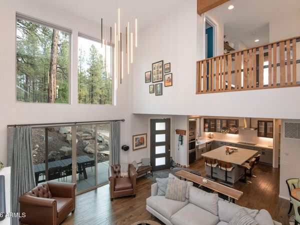 907 W Montvale Avenue, Flagstaff, AZ 86001
