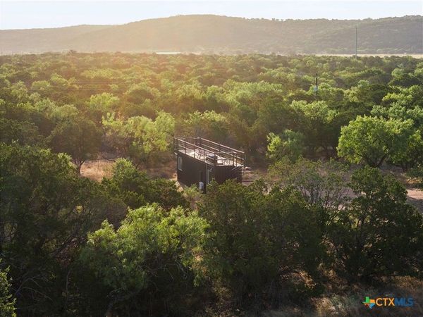 855 County Road 119 , Burnet, TX 78611