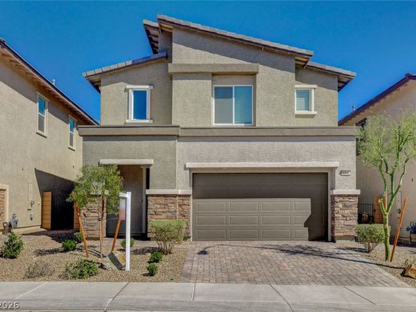8866 Mountain Lion Avenue , Las Vegas, NV 89166