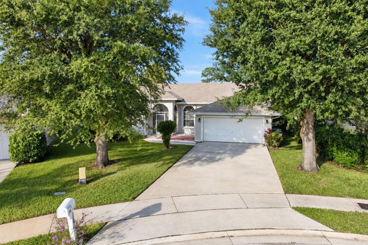 1185 Wild Cherry Lane, Wellington, FL 33414 Photo
