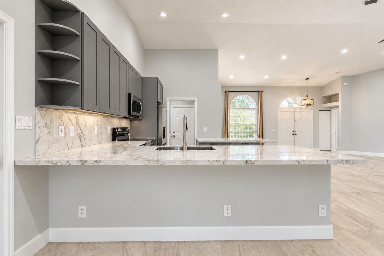 1185 Wild Cherry Lane, Wellington, FL 33414 Photo