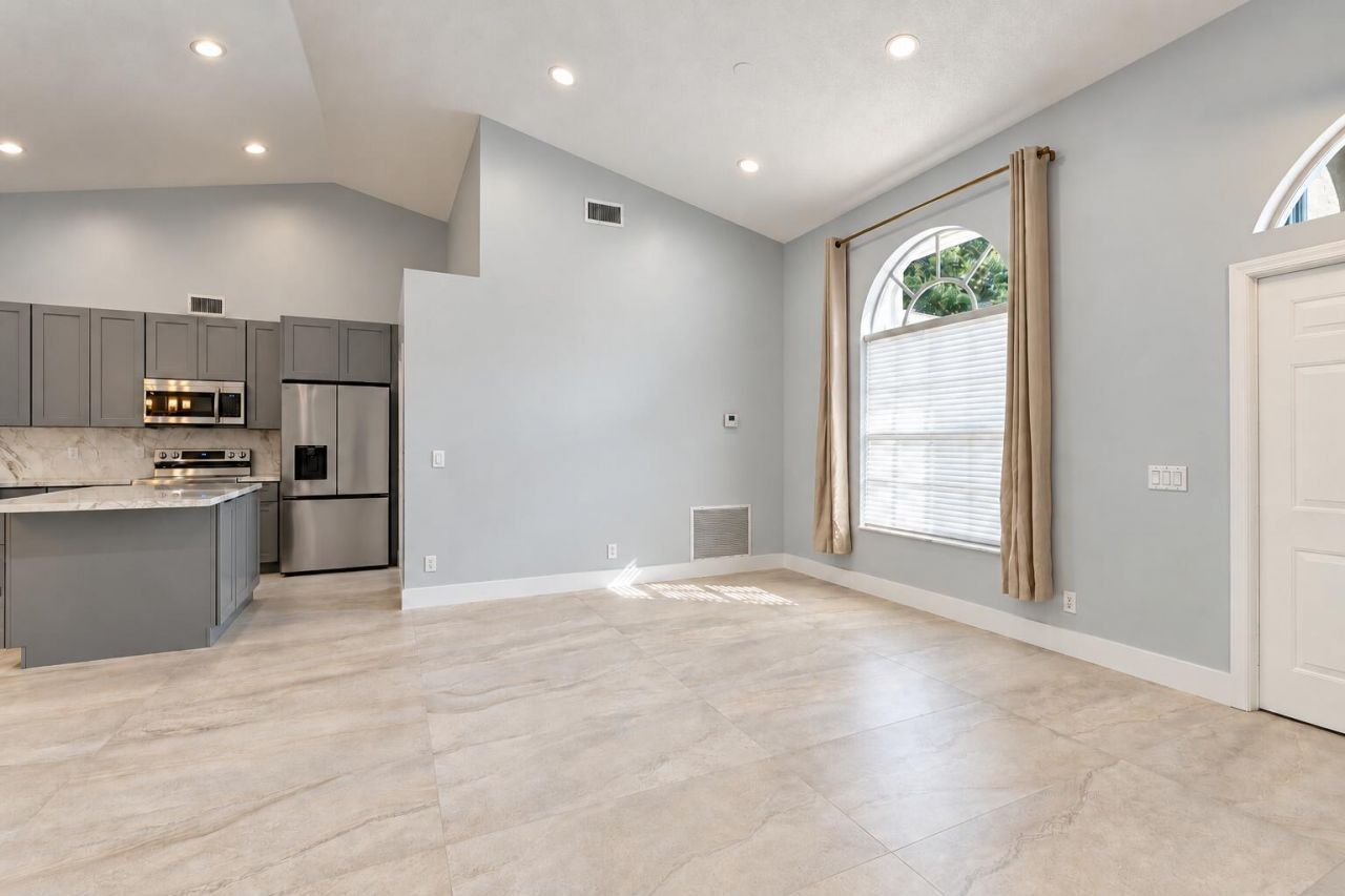 1185 Wild Cherry Lane, Wellington, FL 33414 Photo