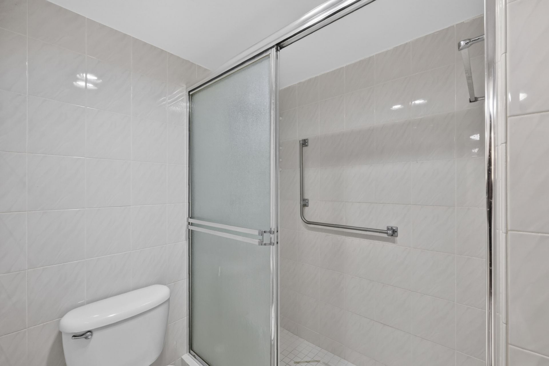 20301 W Country Club Drive, Unit 523, Aventura, FL 33180 Photo