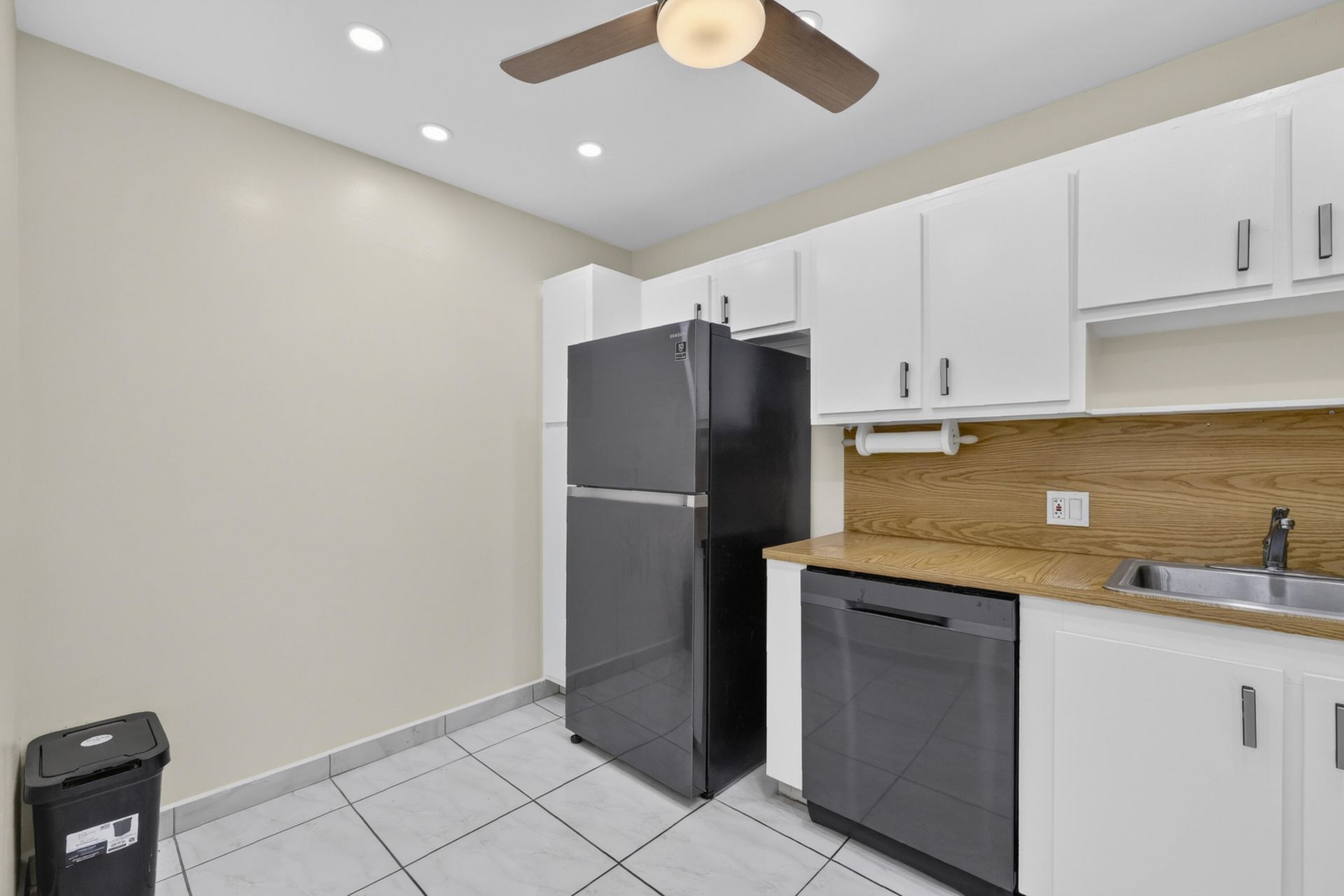 20301 W Country Club Drive, Unit 523, Aventura, FL 33180 Photo