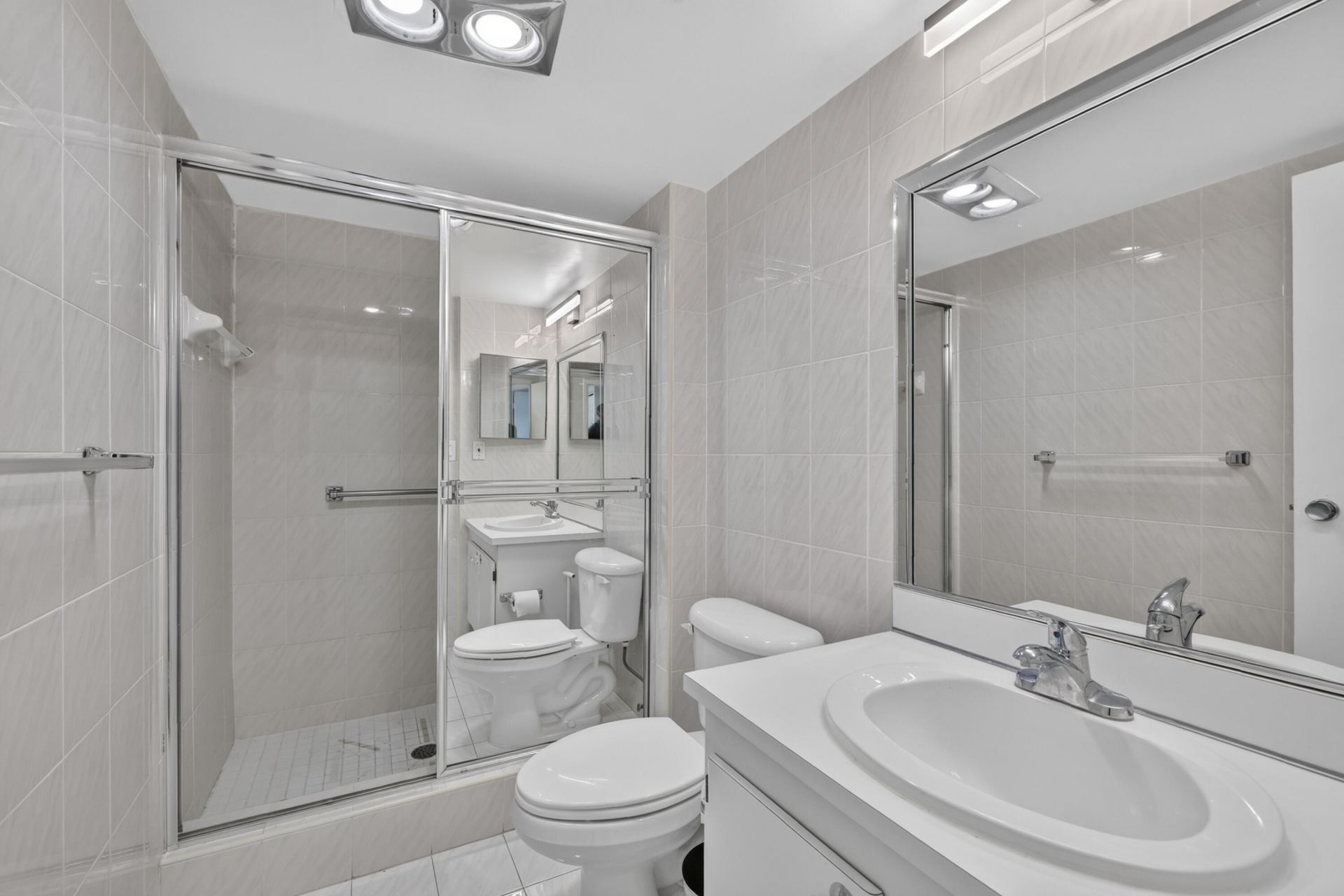 20301 W Country Club Drive, Unit 523, Aventura, FL 33180 Photo