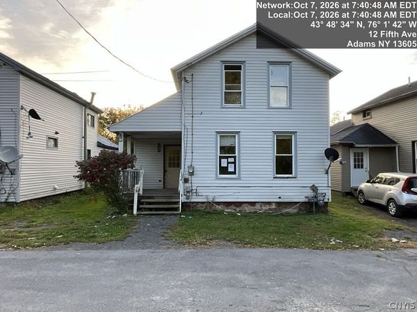 10 Fifth Avenue , Adams, NY 13605