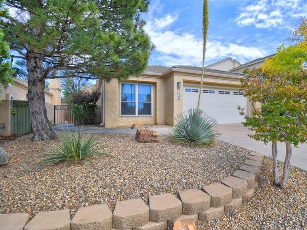 2408 High Point Court NE, Albuquerque, NM 87112