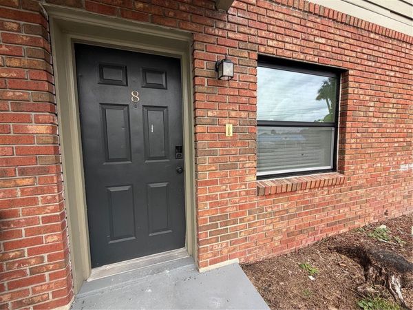 900 N BAY STREET, Unit 8, EUSTIS, FL 32726