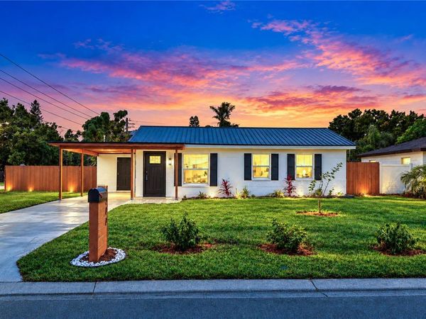 4000 W WALLACE AVENUE , TAMPA, FL 33611