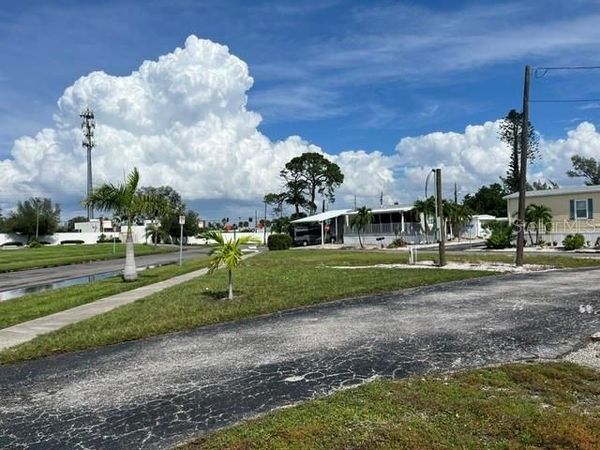 10315 W CORTEZ ROAD W, Unit 8A, BRADENTON, FL 34210