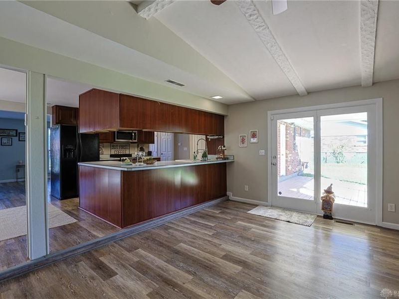 7146 Chadbourne Drive, Huber Heights, OH 45424 Photo 13