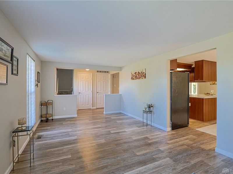 7146 Chadbourne Drive, Huber Heights, OH 45424 Photo 7