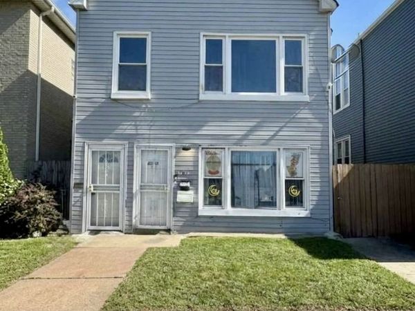 5263 S Central Avenue, Chicago, IL 60638