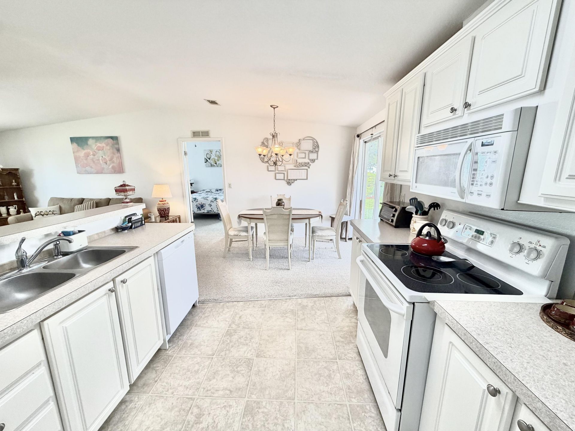 3106 Scarlet Tanager Court, Port Saint Lucie, FL 34952 Photo