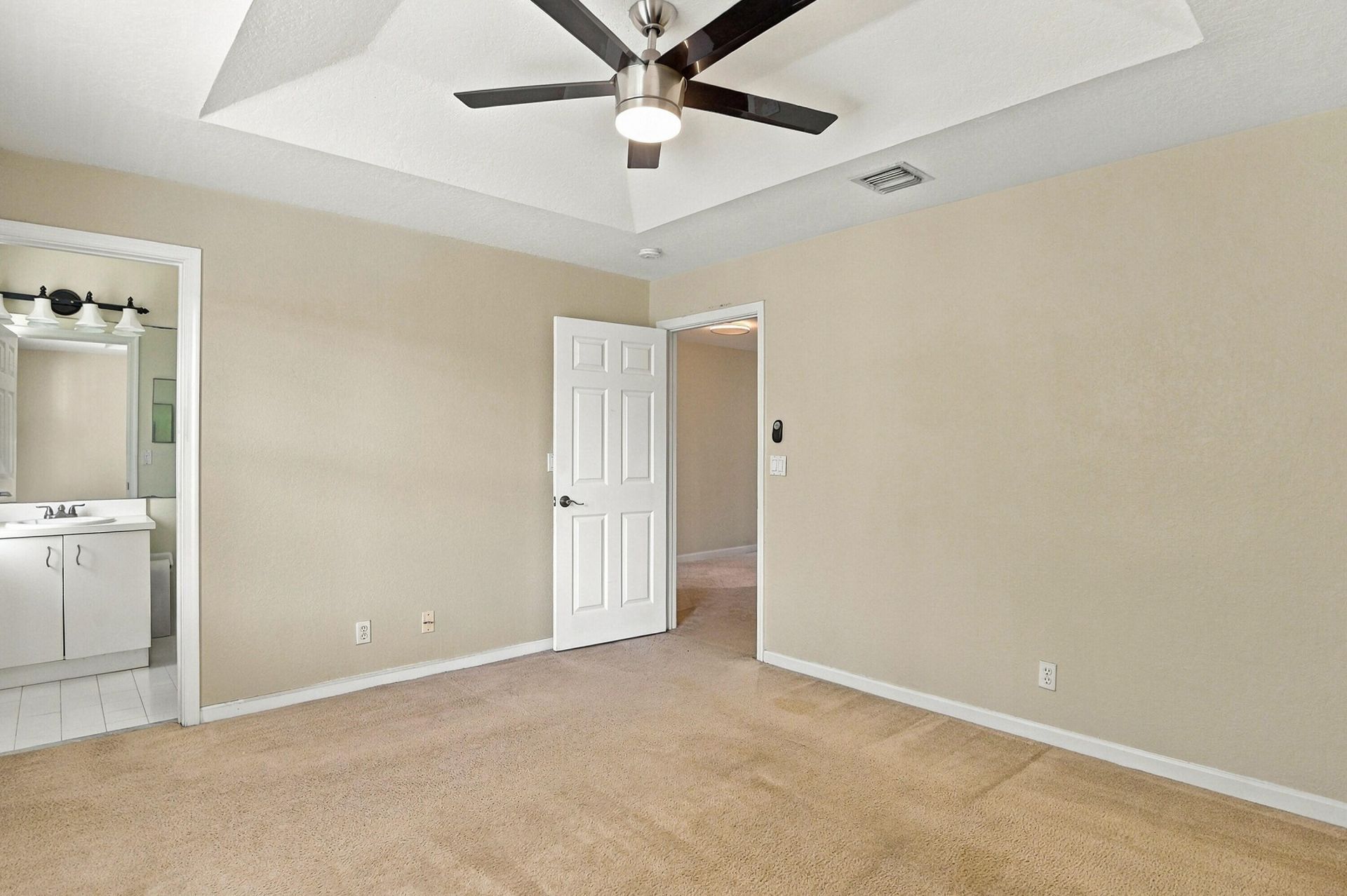 5477 NW 90th Terrace, Sunrise, FL 33351 Photo