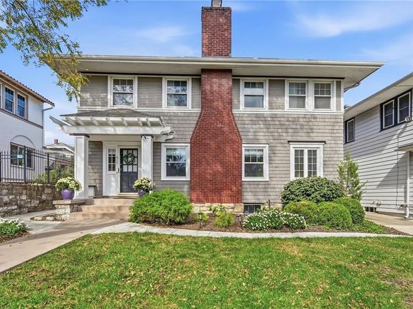 410 Huntington Road, Kansas City, MO 64113
