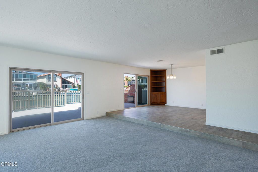 2341 Peninsula Road, Oxnard, CA 93035 Main Photo