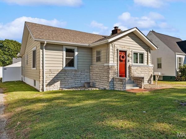 606 S Vine Street, O'Fallon, IL 62269