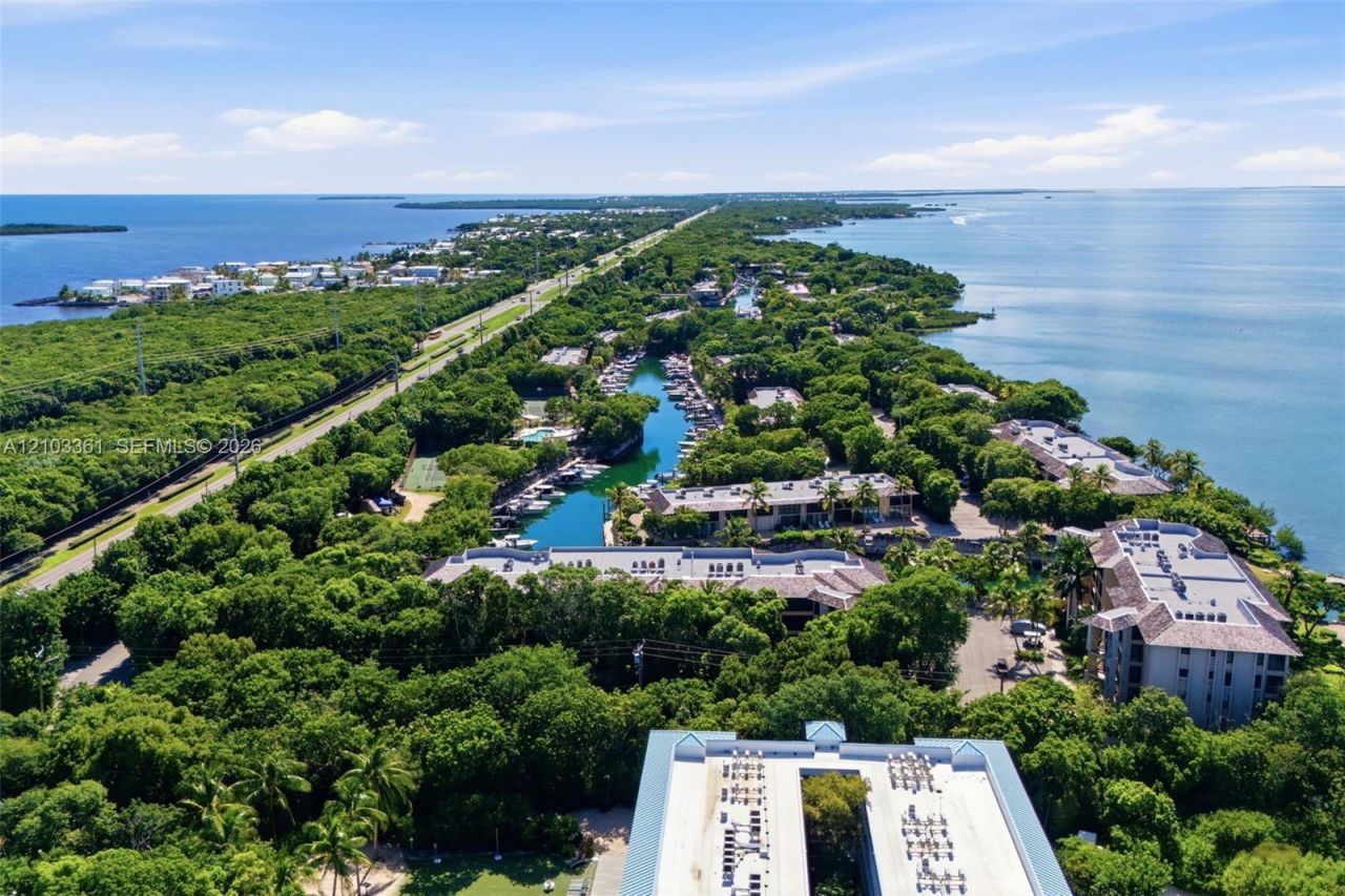 96000 Overseas Hwy , Unit W22, Key Largo, FL 33037 Photo