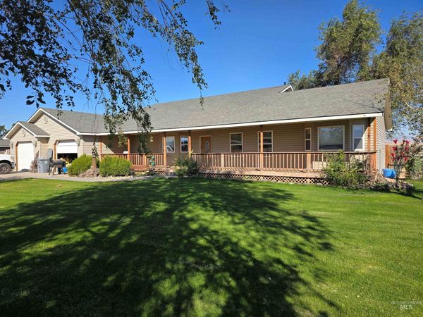 2358 SW Buckey Drive, Mountain Home, ID 83647