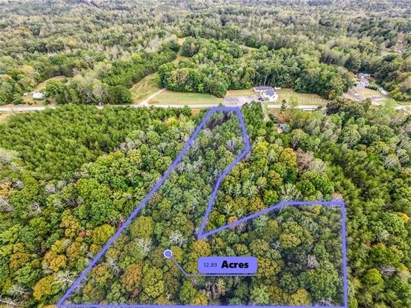 6355 Ridge Road , Tobaccoville, NC 27050