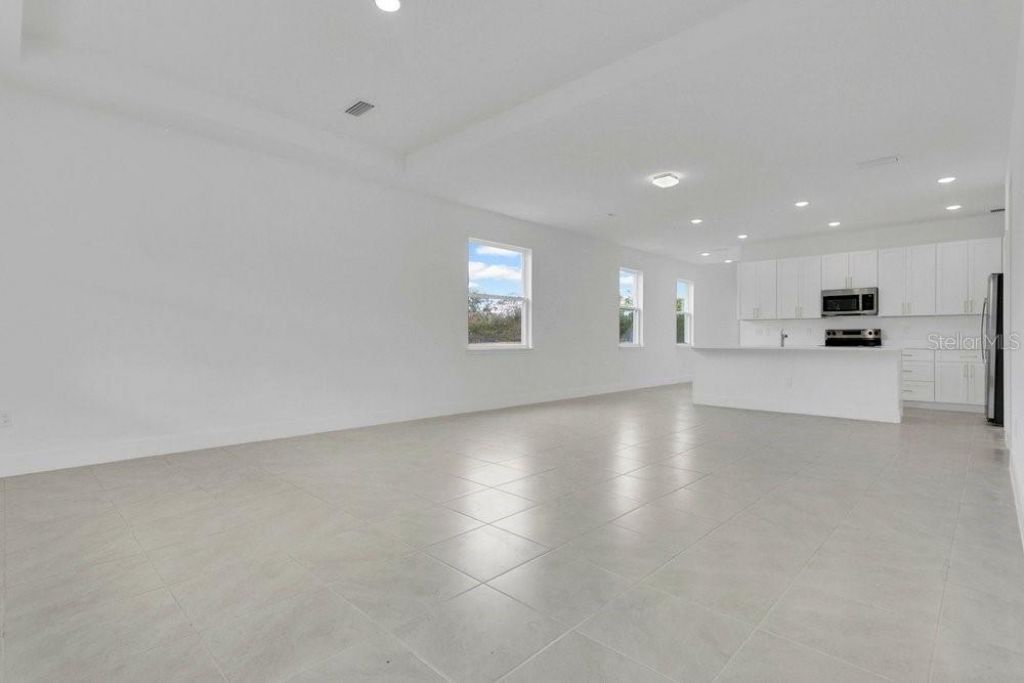 118 Elena Lavin Circle , Orlando, FL 32807 Photo