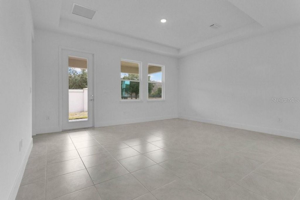 118 Elena Lavin Circle , Orlando, FL 32807 Photo
