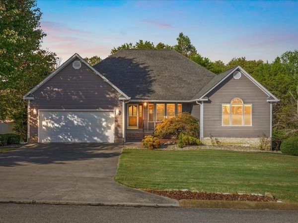 2754 Hayleywood Dr , Athens, TN 37303