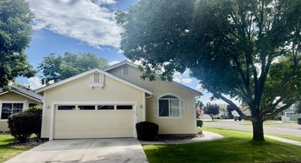 1178 White Oak Loop, Minden, NV 89423 Photo