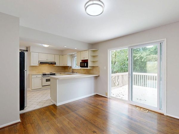 2065 Yorktown Drive, Ann Arbor, MI 48105