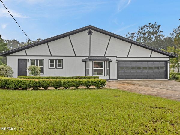 907 CREST Drive E, Jacksonville, FL 32221