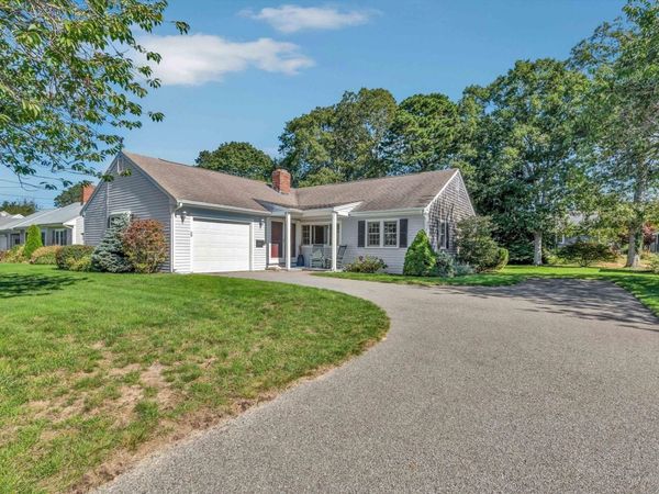 105 Captain Chase Rd, Yarmouth, MA 02601