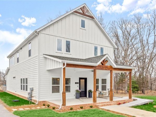 1232 Fillmore Street , Bentonville, AR 72712