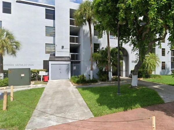12209 SW 14th Ln , Unit 1304, Miami, FL 33184