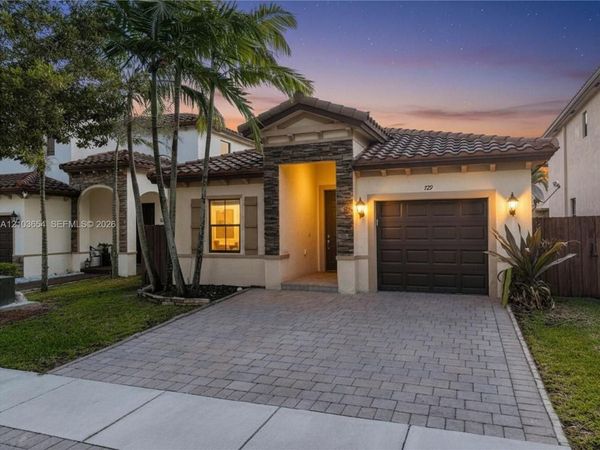 729 SE 34th Ave , Homestead, FL 33033