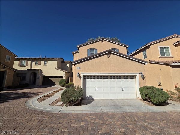 8389 Lower Trailhead Avenue , Las Vegas, NV 89113