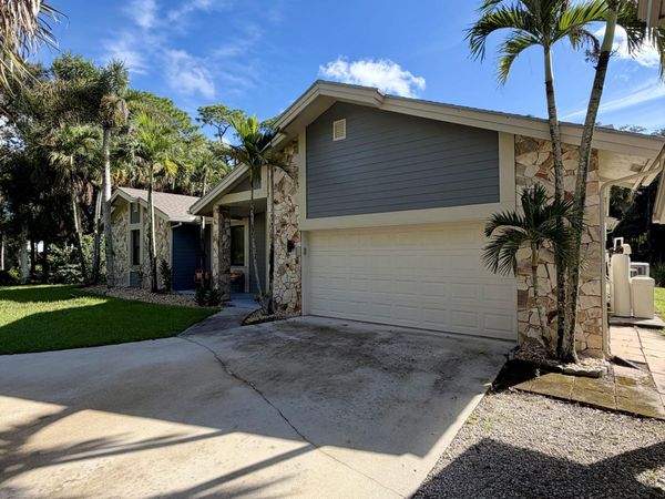 16789 98TH Way N, Jupiter Farms, FL 33478