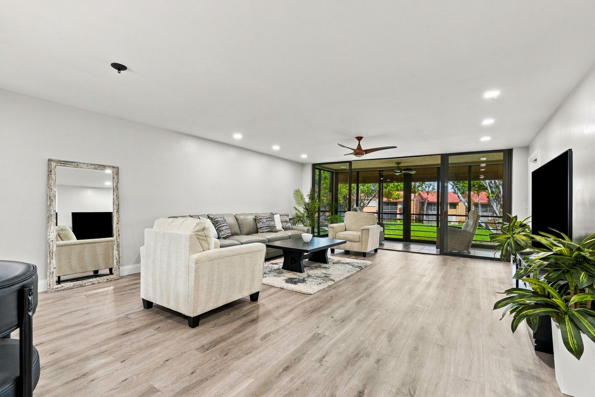 11172 Green Lake Drive, Unit 203, Boynton Beach, FL 33437 Photo