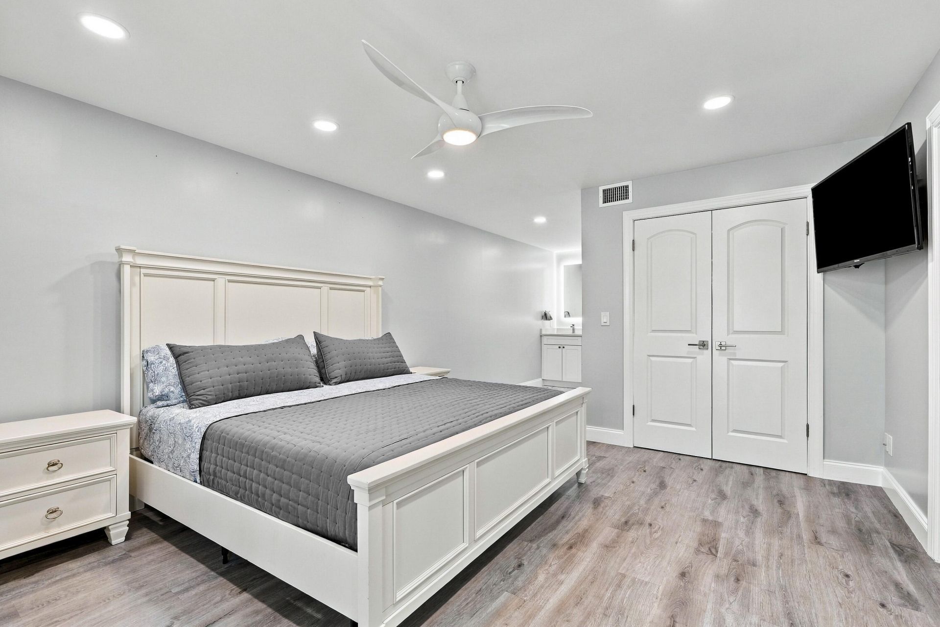 11172 Green Lake Drive, Unit 203, Boynton Beach, FL 33437 Photo