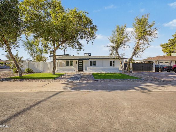 2238 W CATALINA Drive, Phoenix, AZ 85015