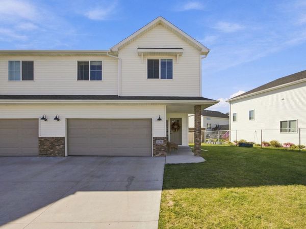 2136 Allison Lane W, West Fargo, ND 58078