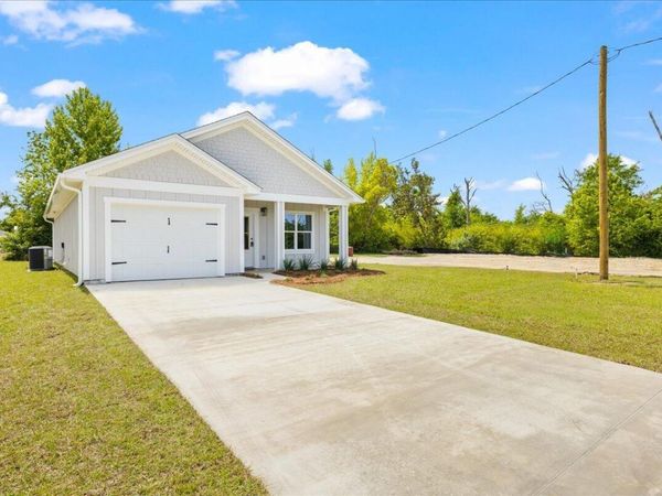 3708 E 7th Street, Springfield, FL 32401