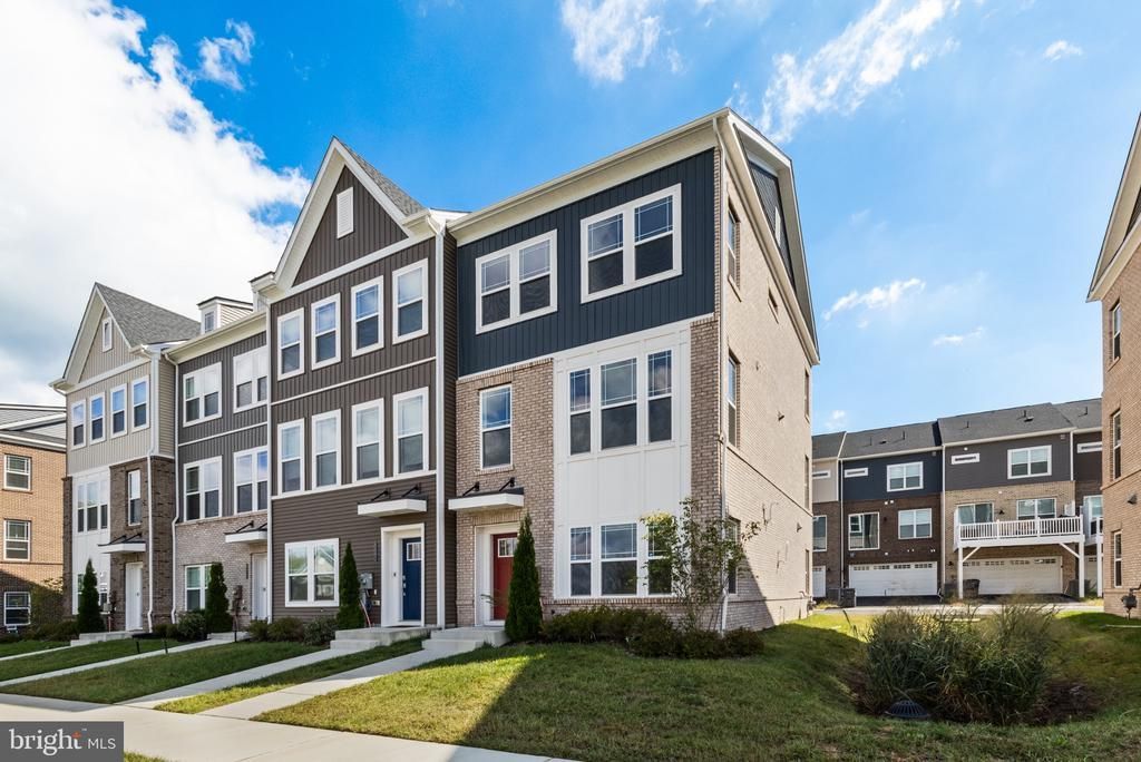 6894 BARROWFIELD PLACE , BRYANS ROAD, MD 20616