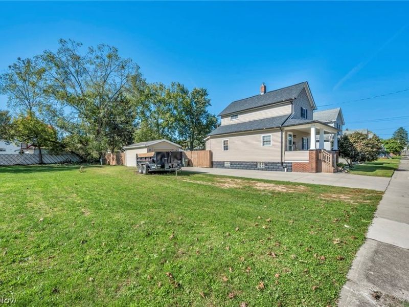 128 15th Street NW, Barberton, OH 44203 Photo 3