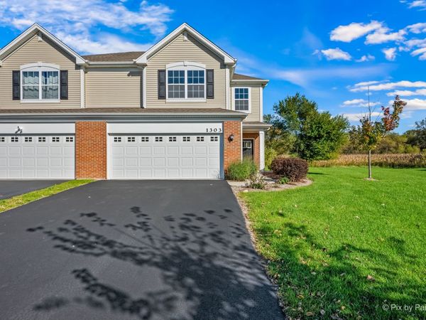 1303 Draper Road , McHenry, IL 60050