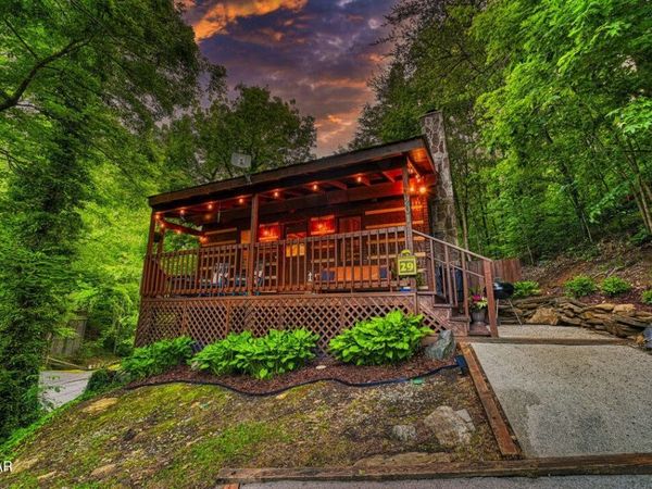 201 Tsali Way, Sevierville, TN 37876