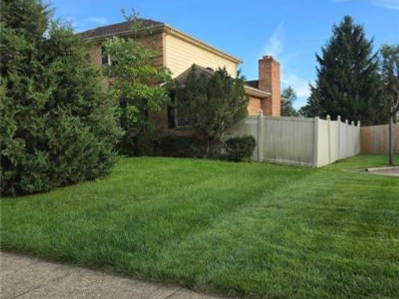 3410 Loggerhead Court, Dayton, OH 45414 Photo 3