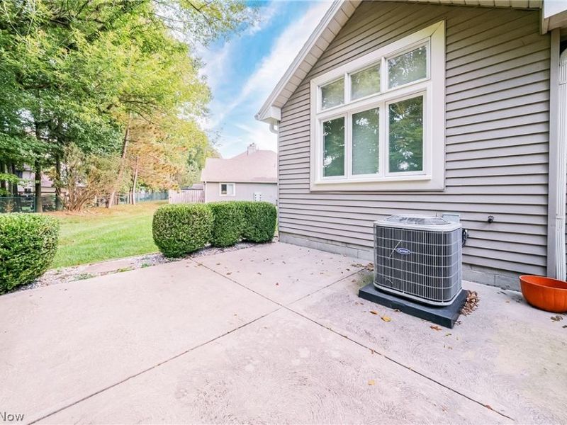 115 Ambleside Way, Amherst, OH 44001 Photo 34